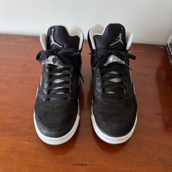 Air Jordan 5 Retro 'Oreo' Moonlight 2021- Size 9.5 - Picture 3 of 10